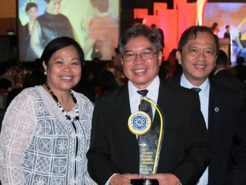 2013 PRC AWARDING | Philippine Veterinary Medical Association